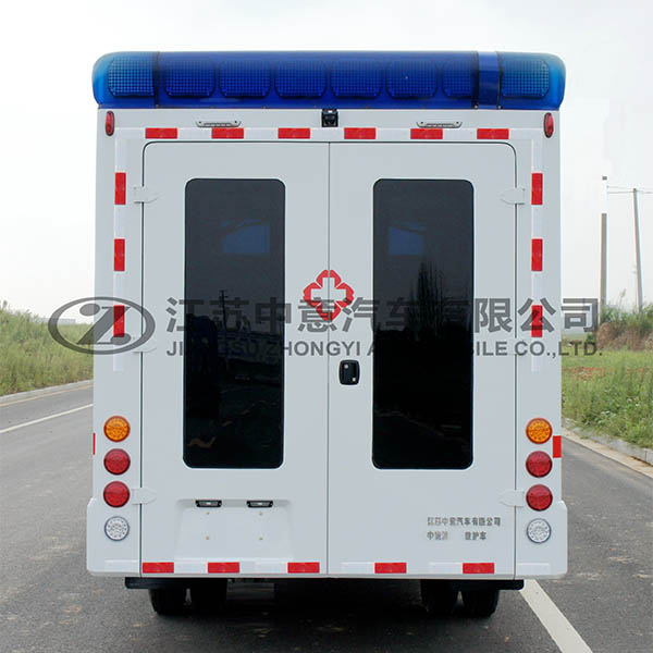 中意SZY5045XJHN依维柯宝迪方舱救护车