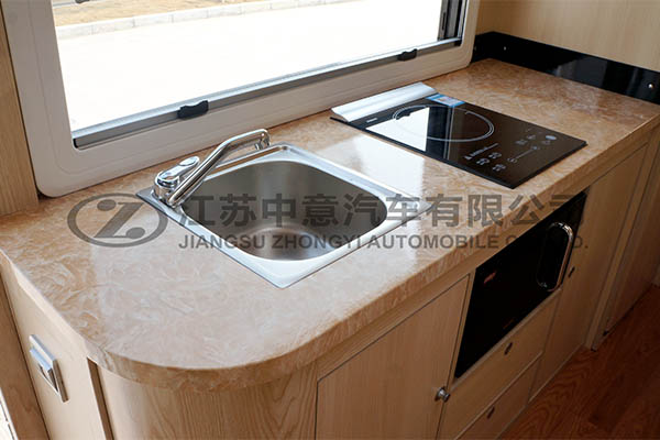 中意SZY5042XLJ全顺房车