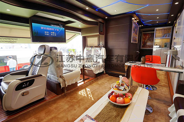 中意SZY5220XLJ红岩房车