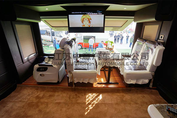 中意SZY5220XLJ红岩房车