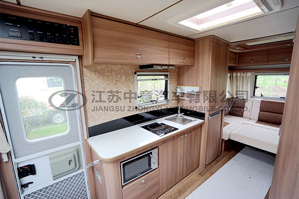 中意SZY9020XLJ7旅居挂车