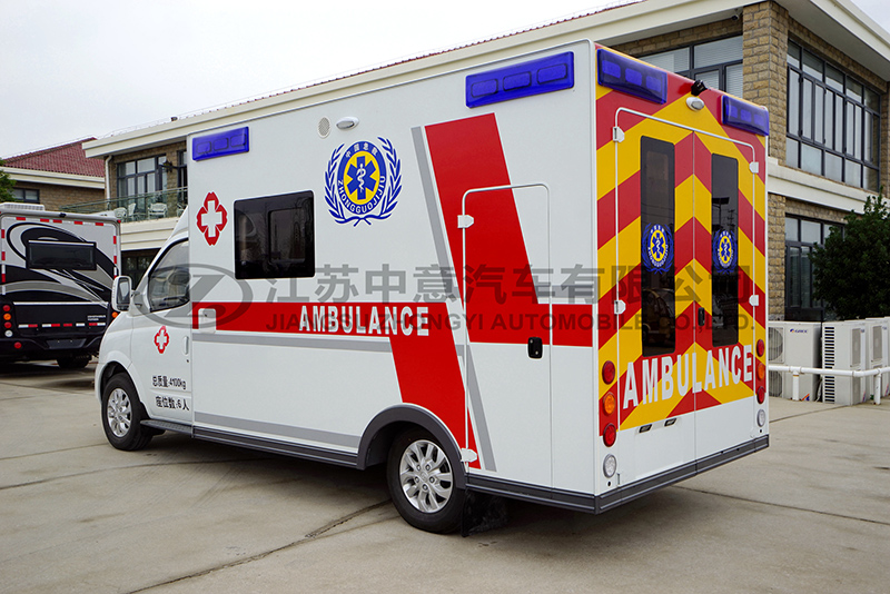 高档救护车发动机应该怎样保养?