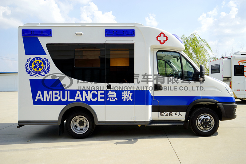 怎样选择依维柯救护车的外形颜色?